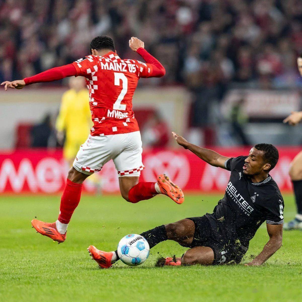 包含美因茨胜利靠德甲升级关键球，晋级前景看好的词条