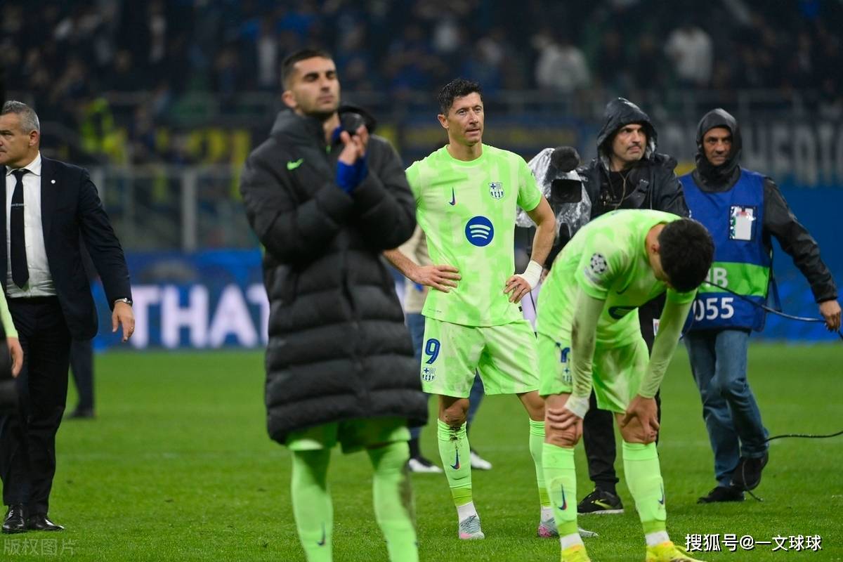 巴萨客场大败,欧冠出局前途未卜的简单介绍 巴萨客场大败,欧冠出局前途未卜的简单介绍