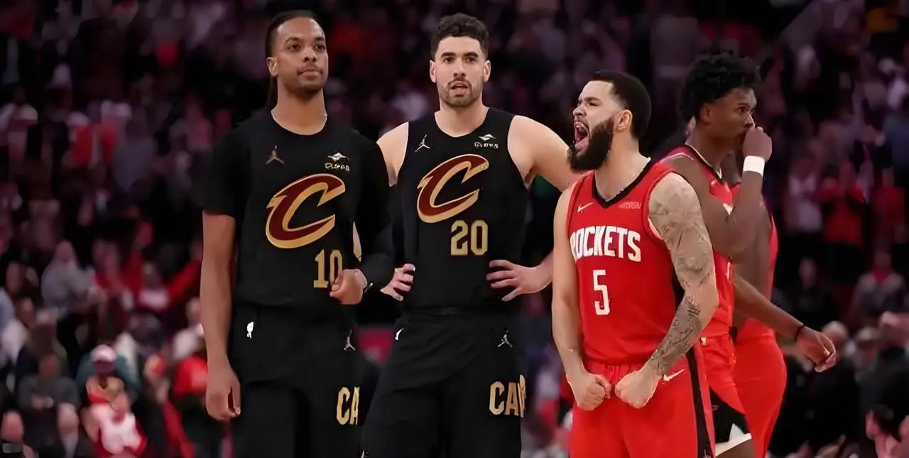 火箭团队配合默契，全面击败对手获胜