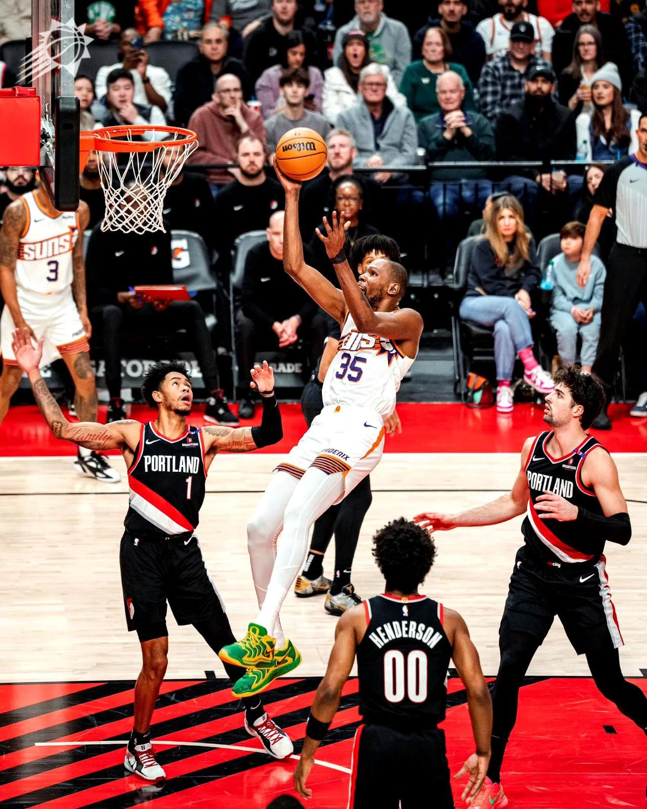 包含杜兰特巅峰对决,浓眉哥与40激战美国队分钟,回归赛场胜负难料!的词条 包含杜兰特巅峰对决,浓眉哥与40激战美国队分钟,回归赛场胜负难料!的词条